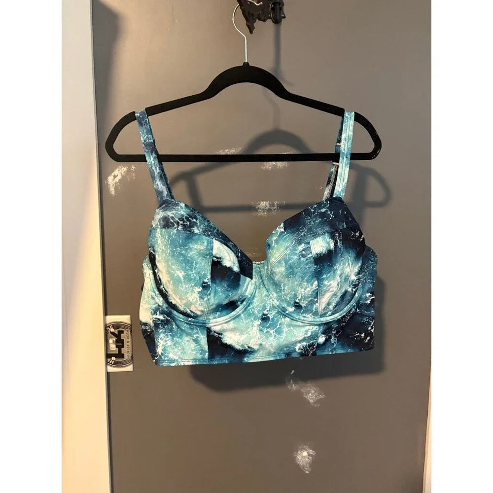 Torrid size 3 blue ocean underwire longline bikini top